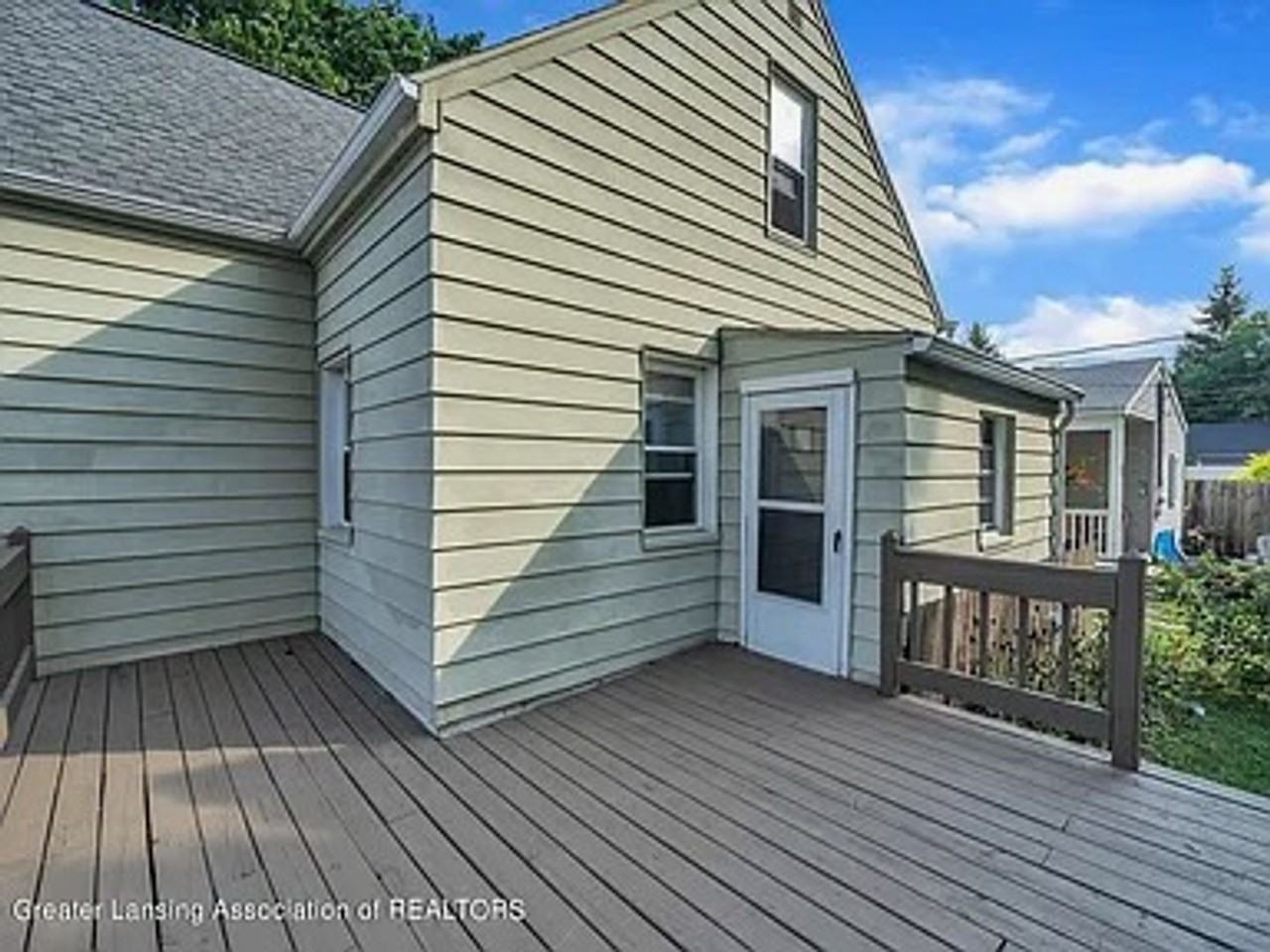 534 Glendale Ave - Photo 3 of 39
