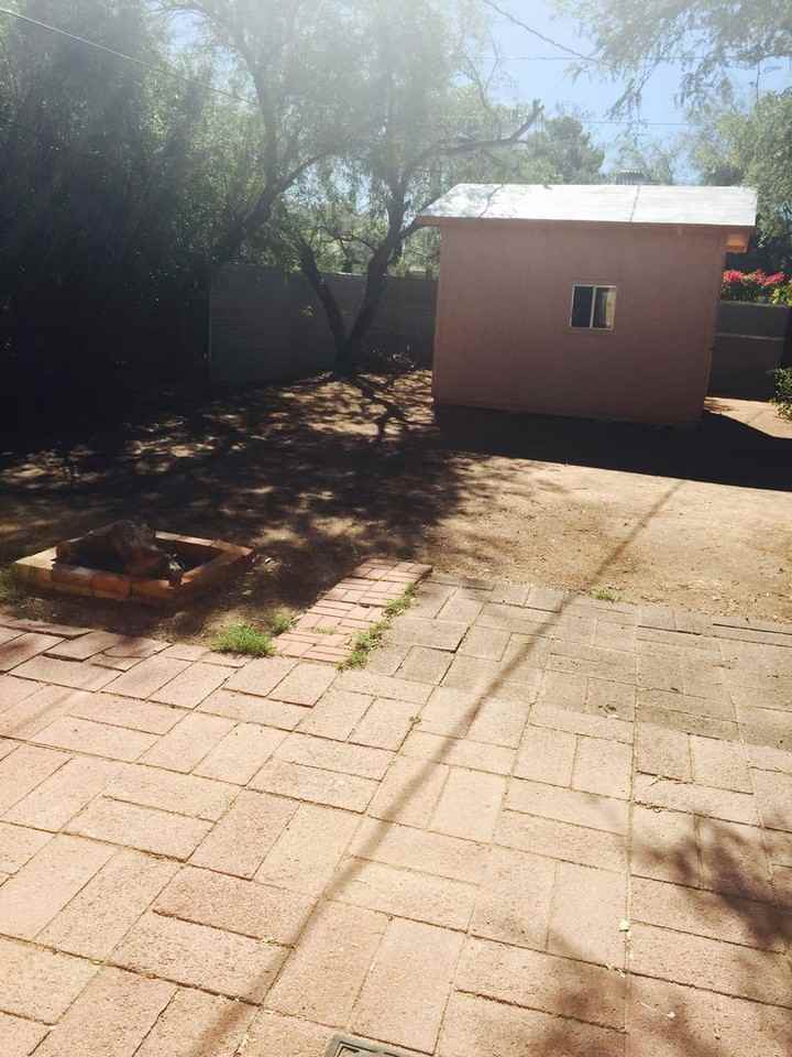 2712 E 5th St - Photo 3 of 17