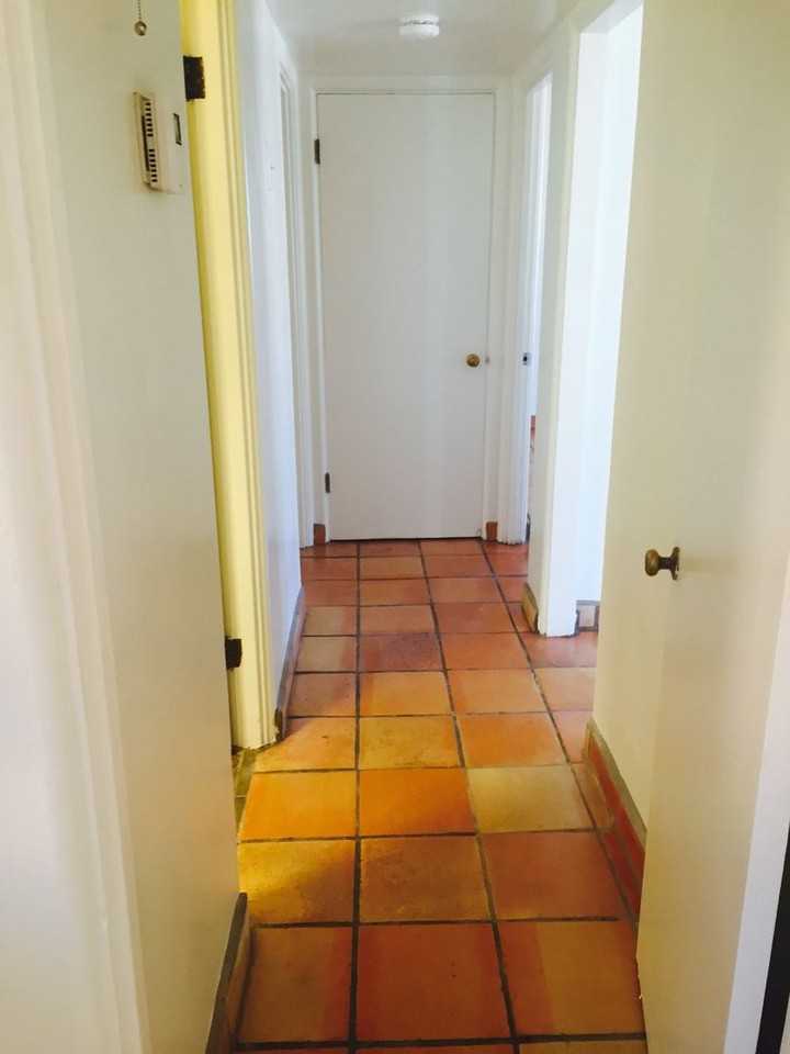 2712 E 5th St - Photo 6 of 17