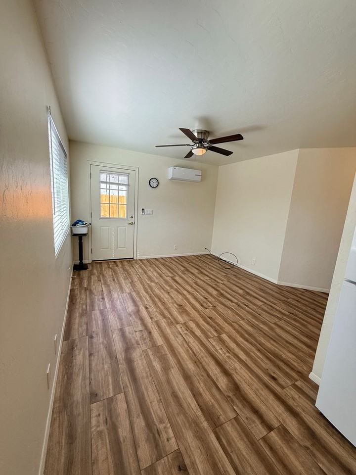 731 4th St - Photo 5 of 16