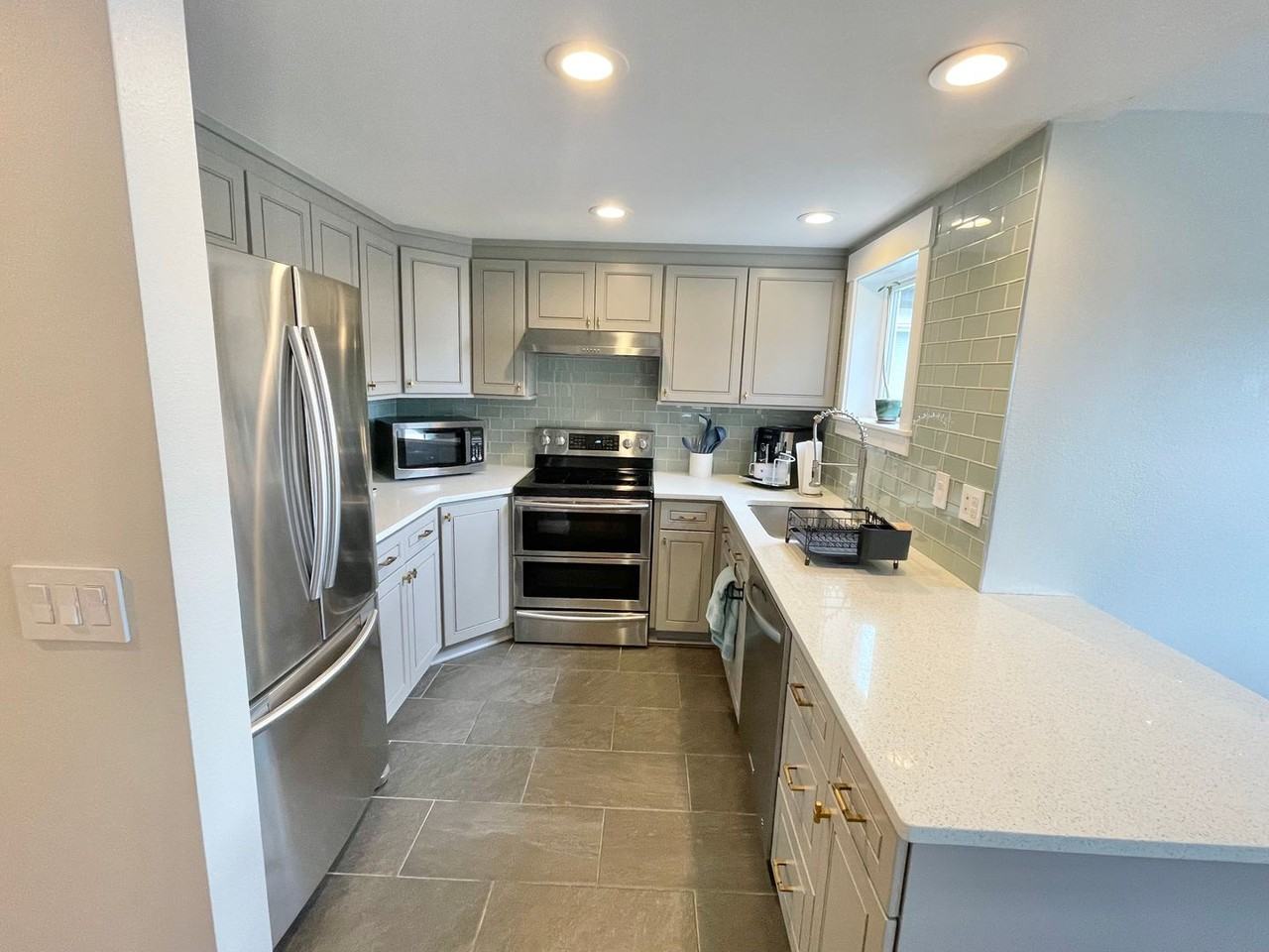 3901 Fremont Ave N #501 - Photo 5 of 20