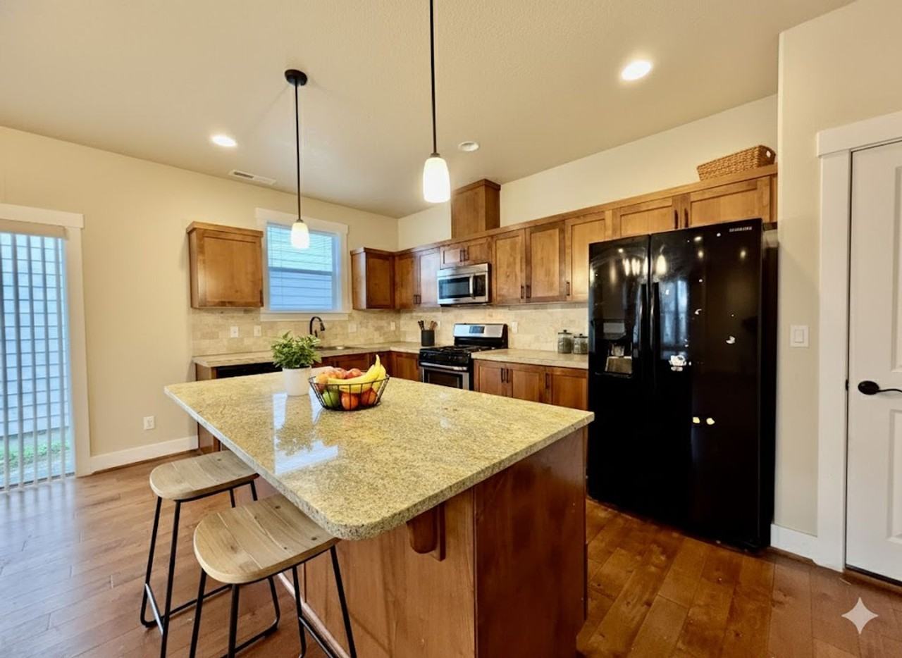 309 Sw 203rd Ter - Photo 7 of 23