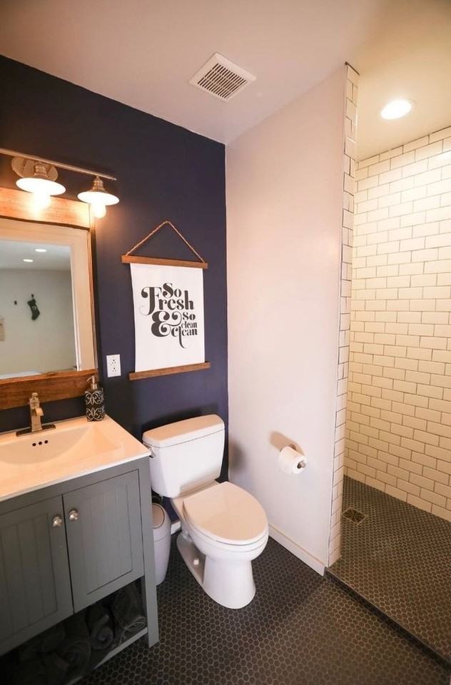 1730 Asbury Dr - Photo 3 of 5