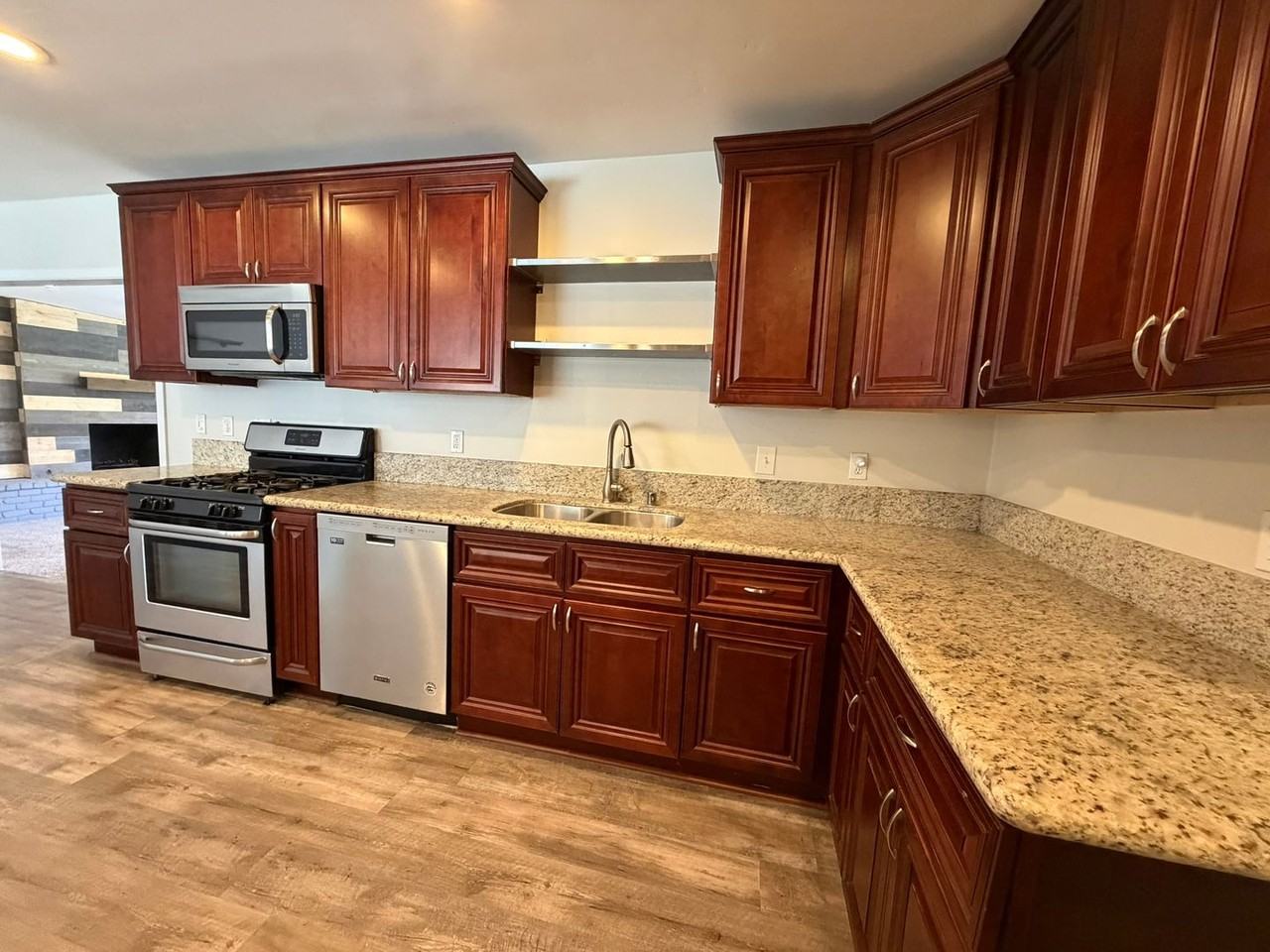 3618 Birdie Dr - Photo 7 of 20