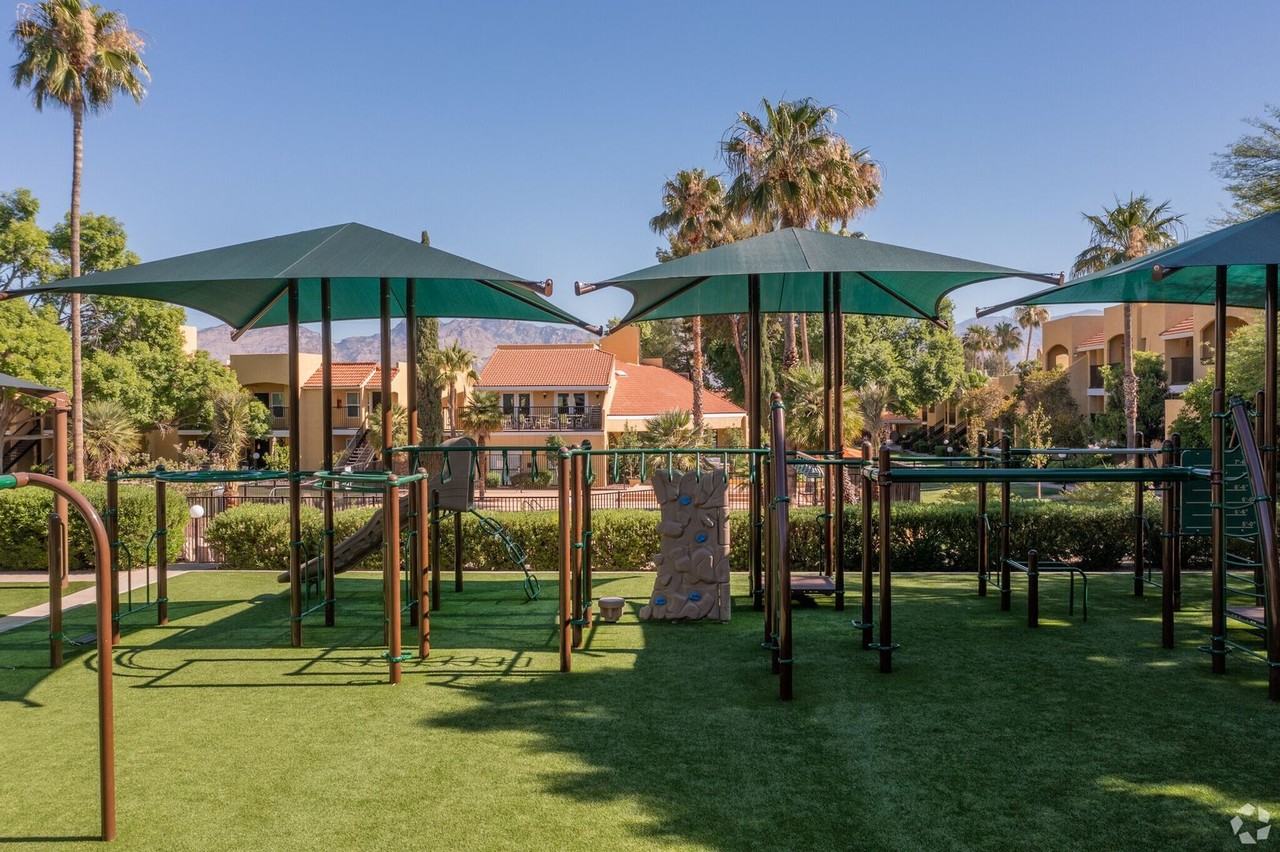 Huntington Park - Photo 3 of 50