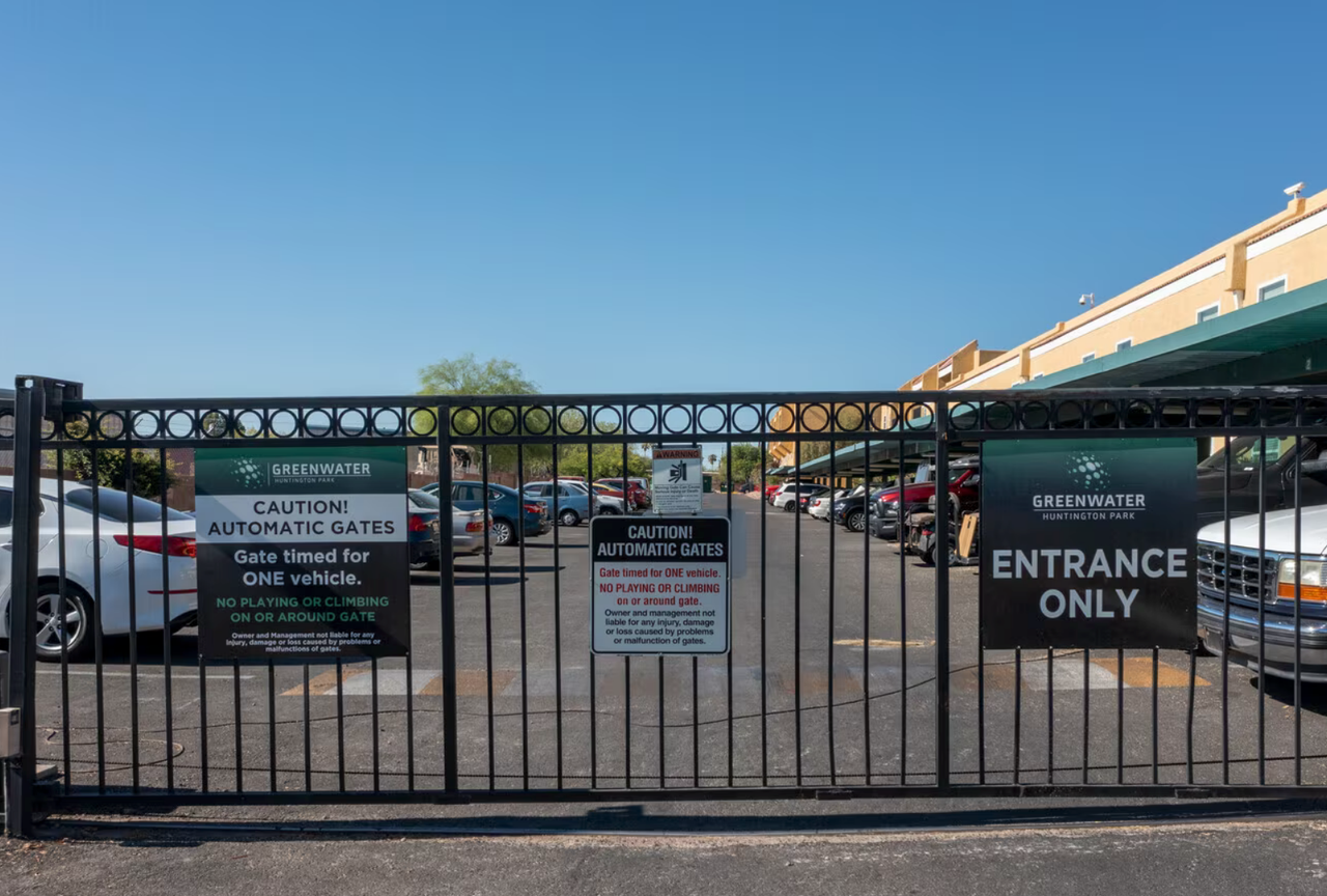 Huntington Park - Photo 5 of 50