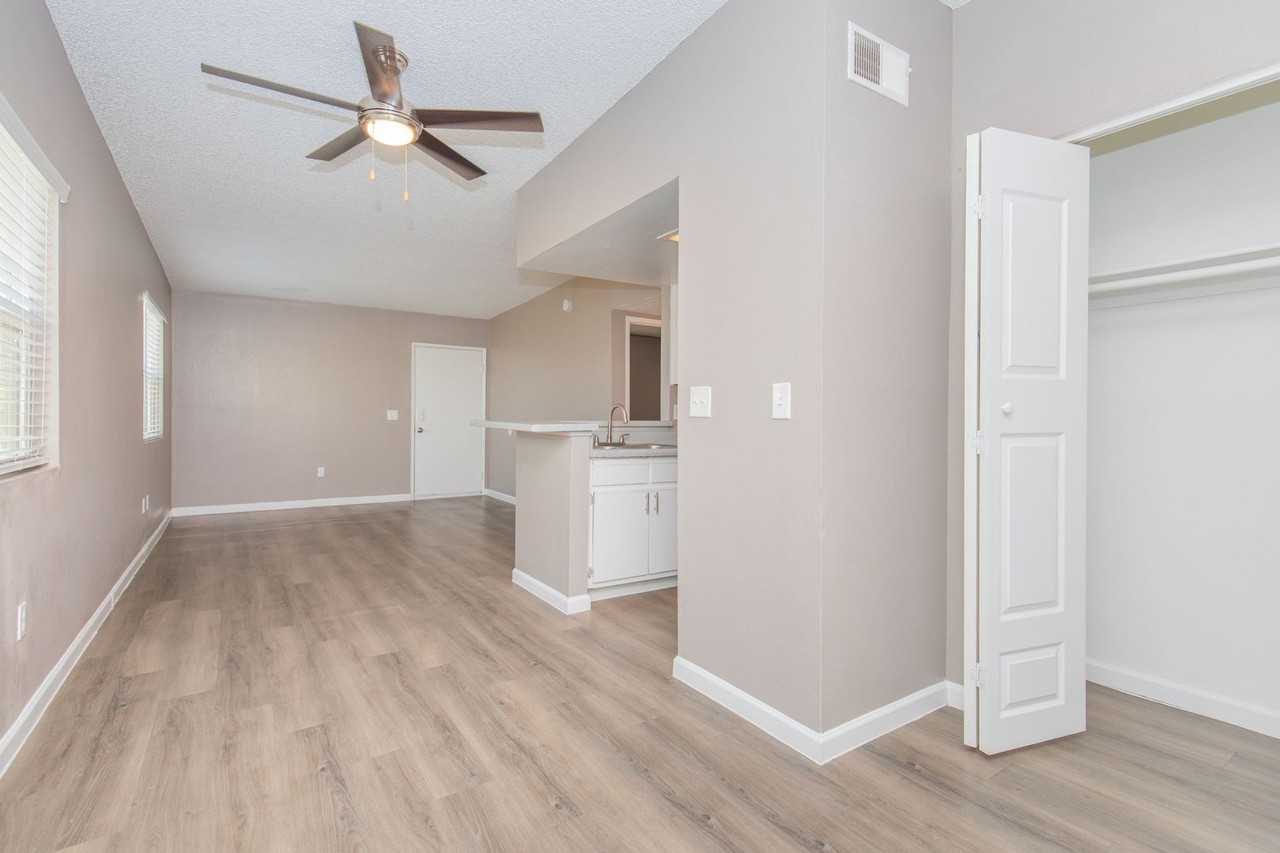 Villas de la Montana - Photo 7 of 50