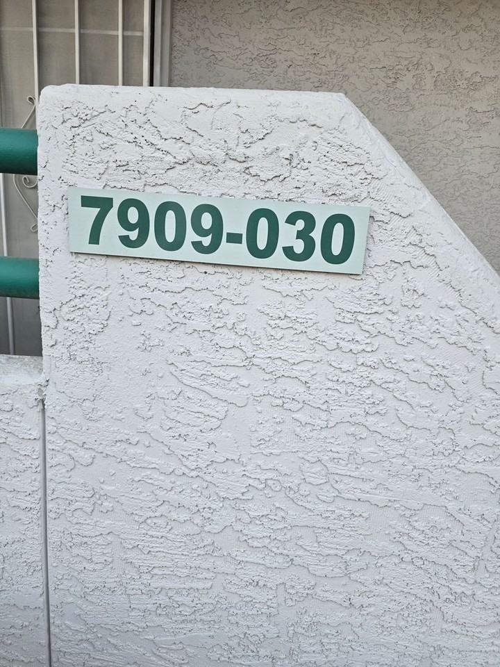 7909 E Colette Cir - Photo 2 of 31