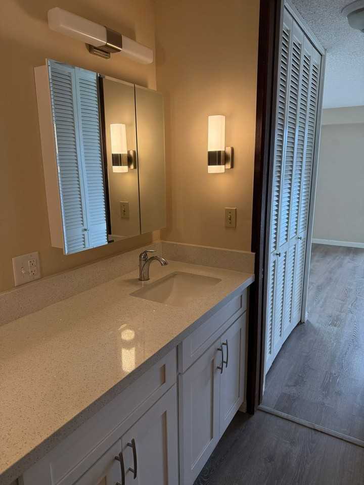 1655 Makaloa St #2205 - Photo 6 of 6