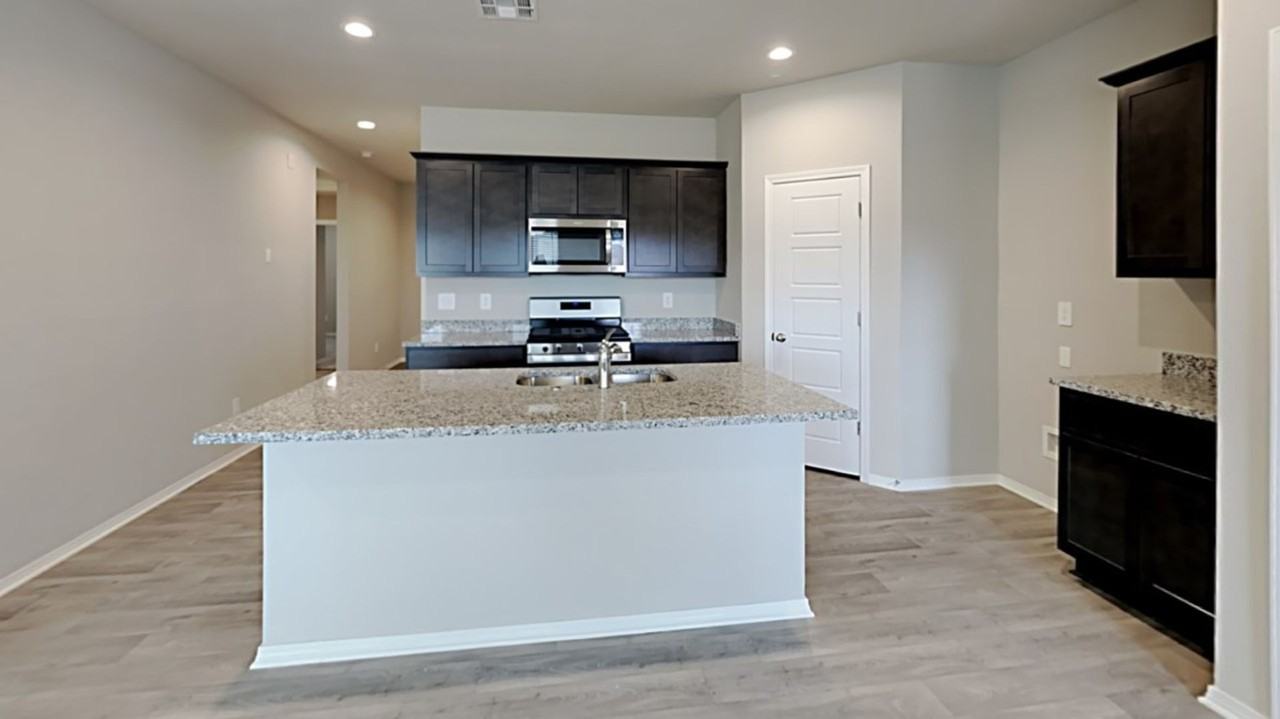 14200 Little Brook Dr - Photo 5 of 16