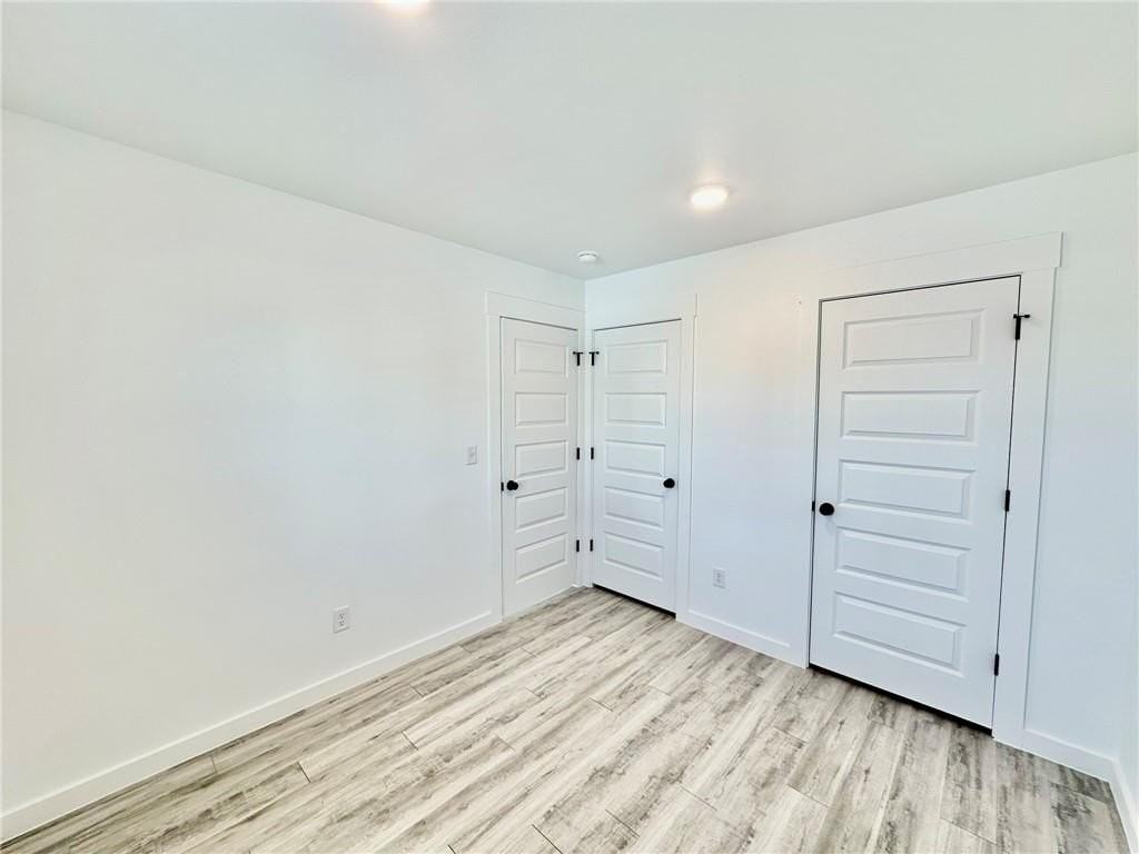 1101 States Ave - Photo 6 of 17