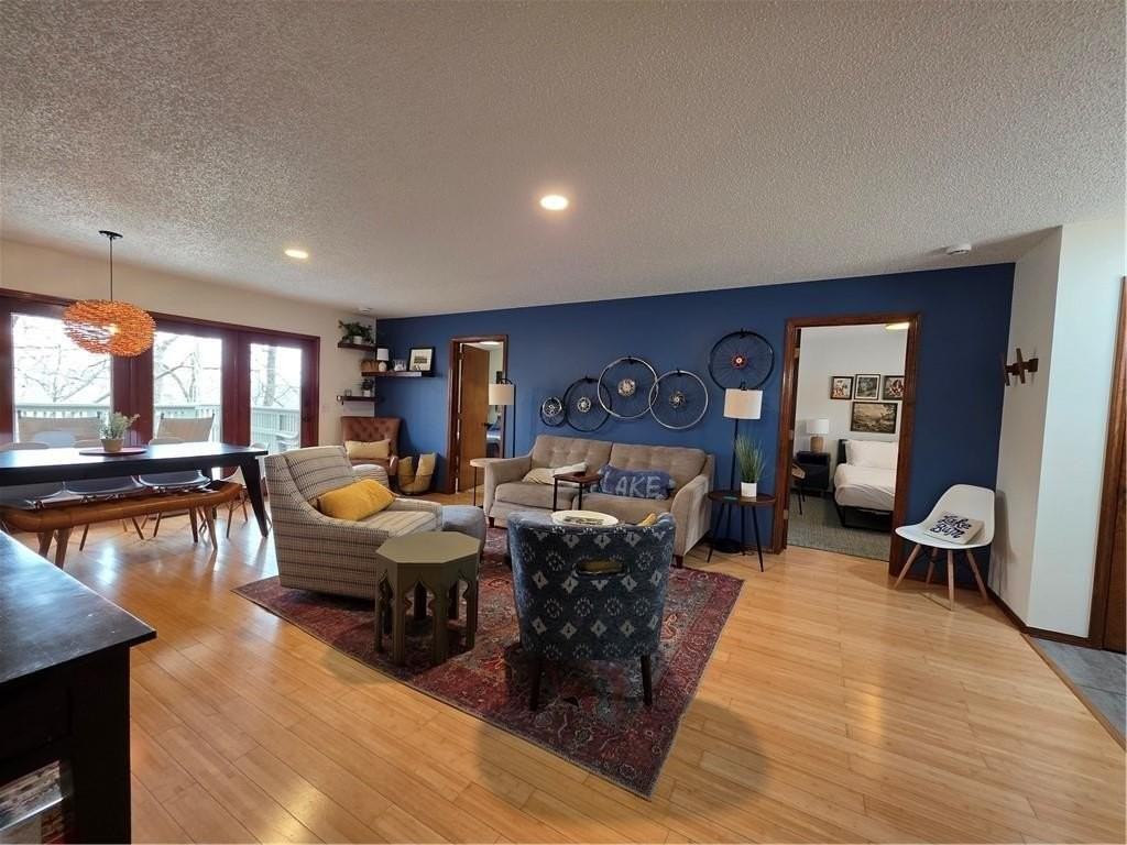 11 Folkingham Ln - Photo 4 of 36