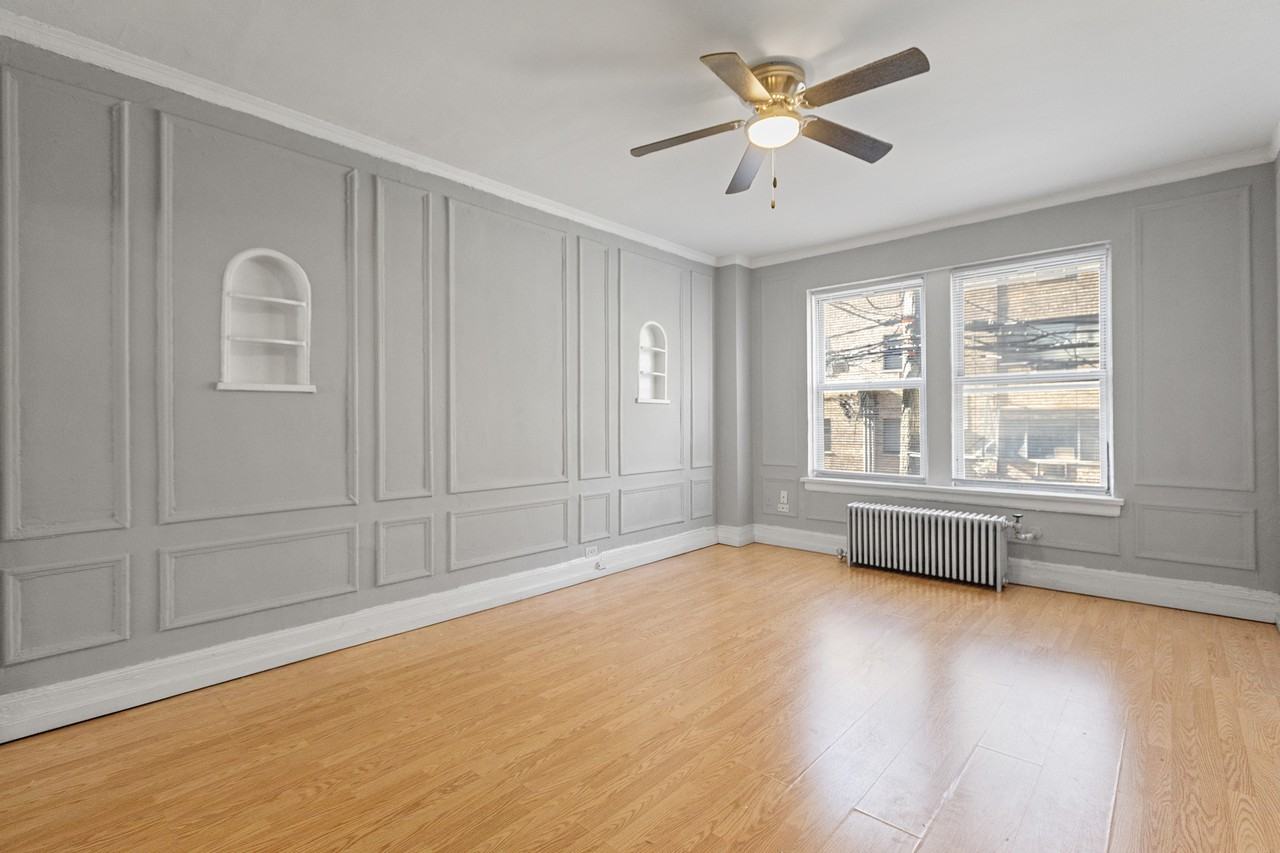 434 W Wellington Ave #506 - Photo 6 of 10