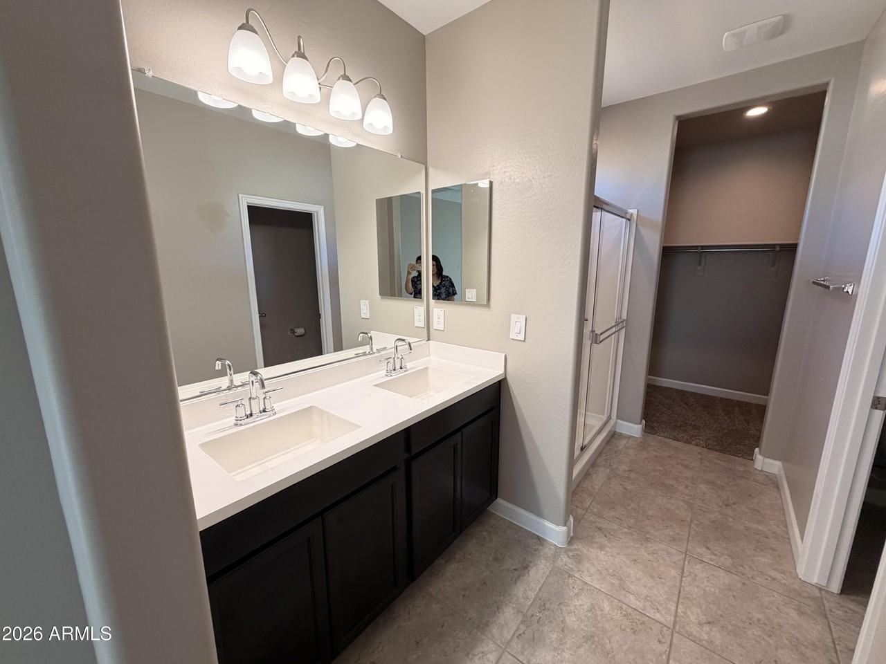 8406 W Millerton Way - Photo 6 of 50