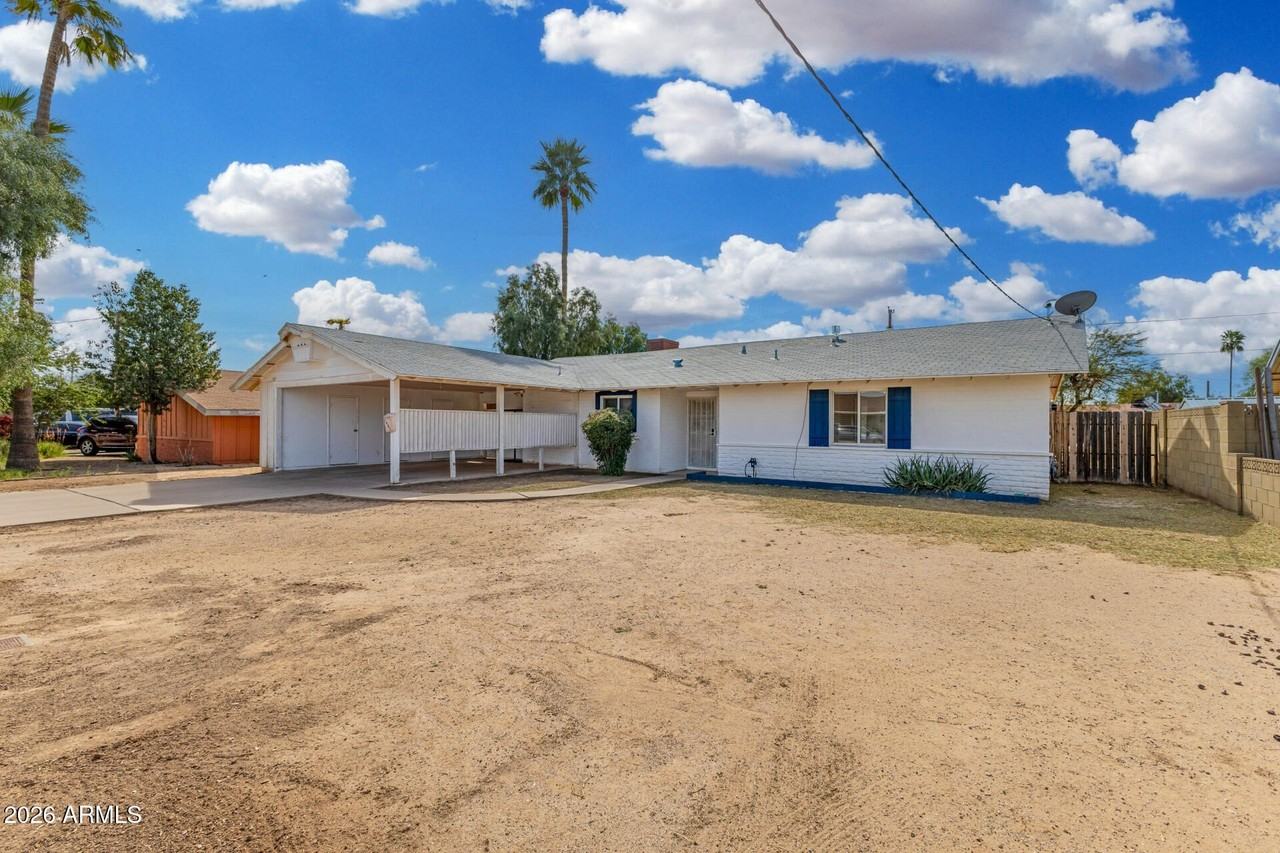 3945 W Orange Dr - Photo 6 of 31