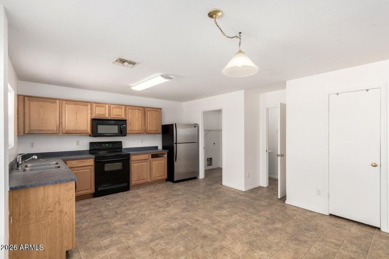 3124 W Maldonado Rd - Photo 5 of 24