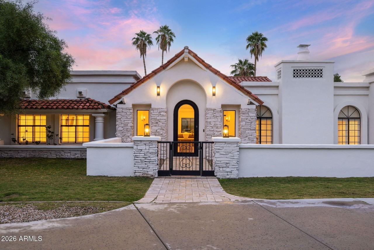 10111 E Cholla St - Photo 3 of 37