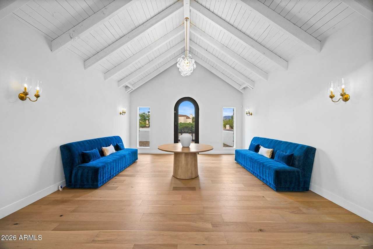 10111 E Cholla St - Photo 6 of 37