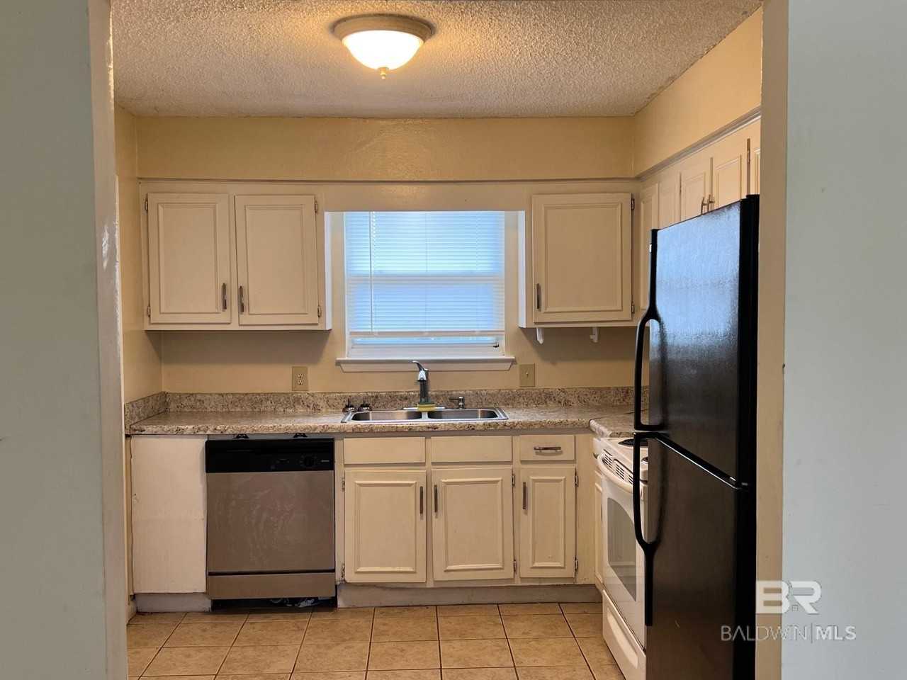 72 Grimes Ln - Photo 5 of 12