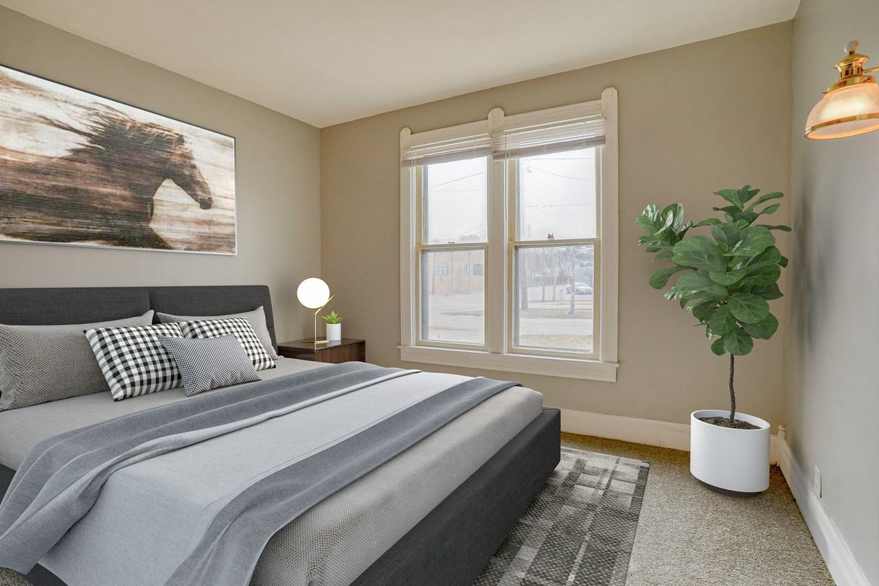 1534 Colfax Street - Photo 3 of 9