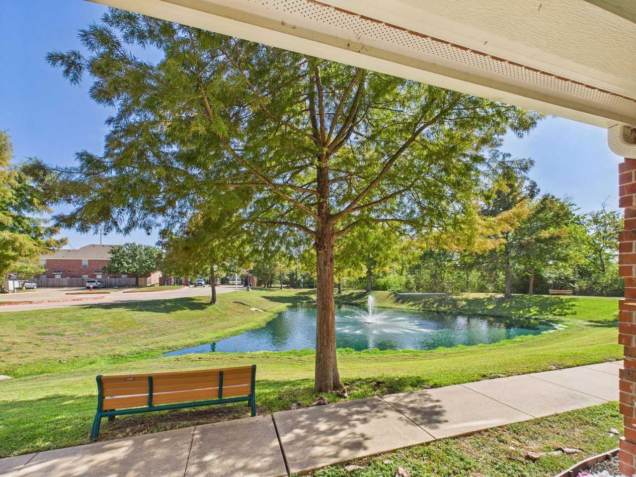 1001 Krenek Tap Rd #603 - Photo 2 of 8