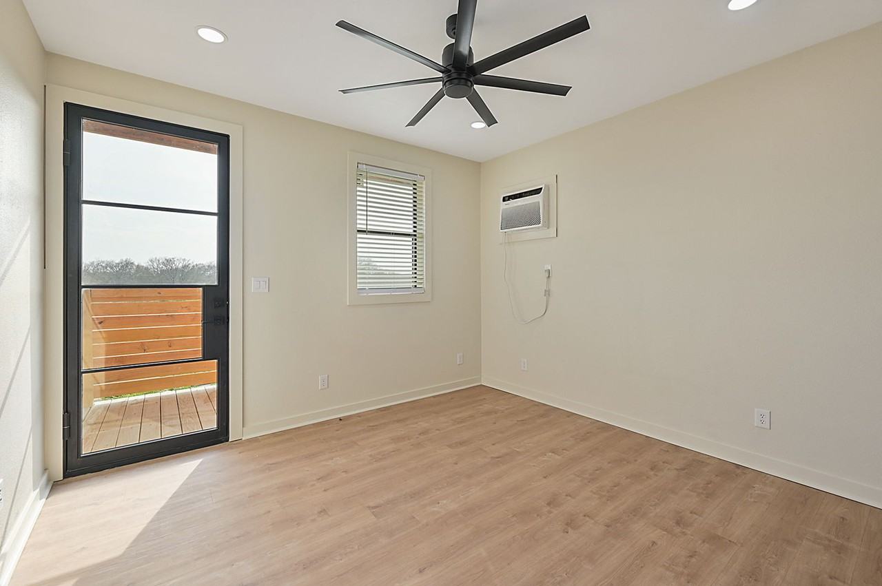 23900 Old Highway 6 #B - Photo 7 of 8