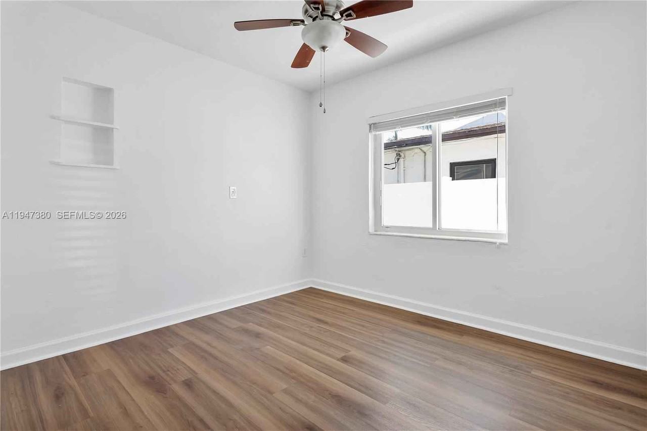 Sw 26th St - Photo 2 of 8