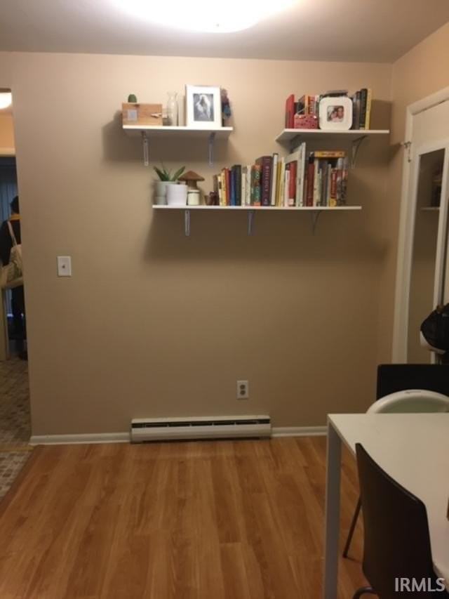 411 E 8th St #2-7 - Photo 3 of 4