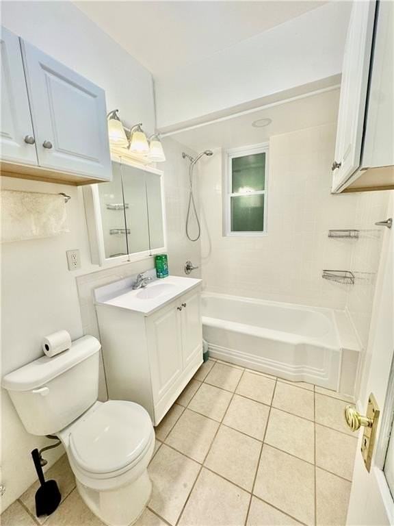 2116 76th St #2R - Photo 5 of 10