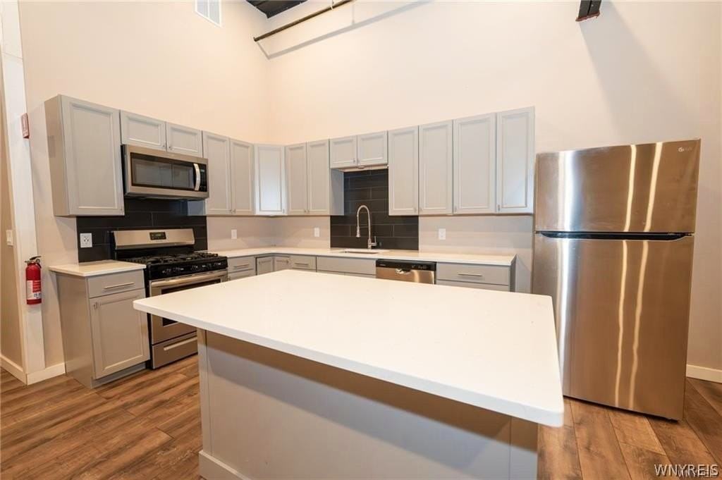 2335 Main St - Photo 6 of 25