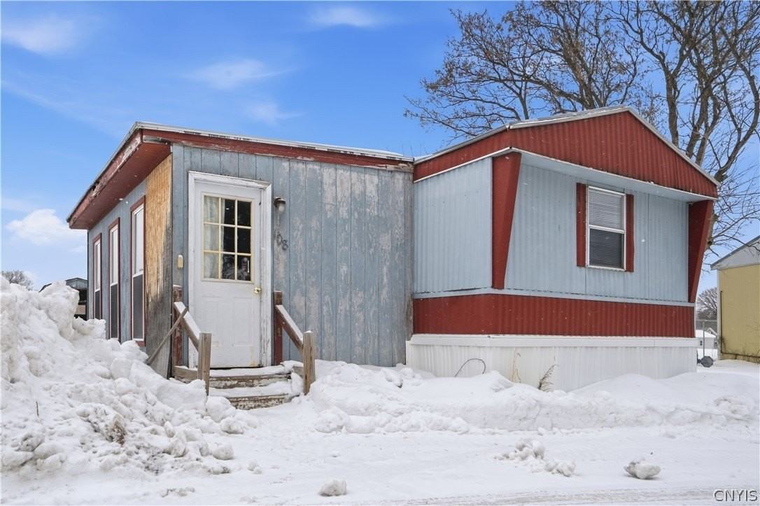 108 Mountainview Ln - Photo 2 of 20