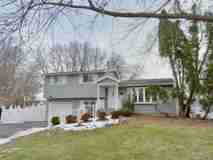 2 Ilex Ln - Photo 1 of 1