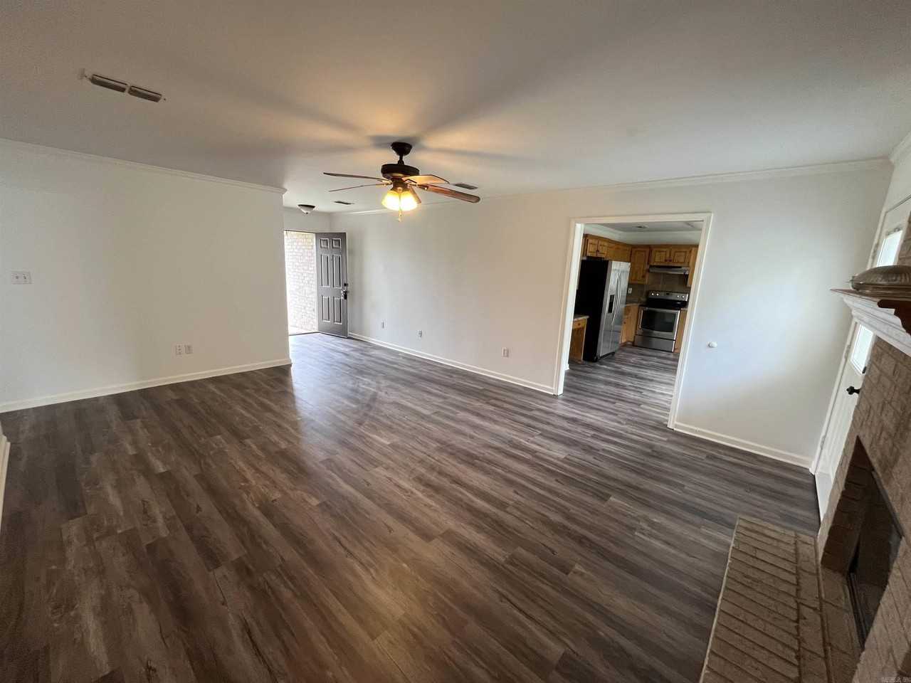 52 W Plaza Blvd - Photo 5 of 22