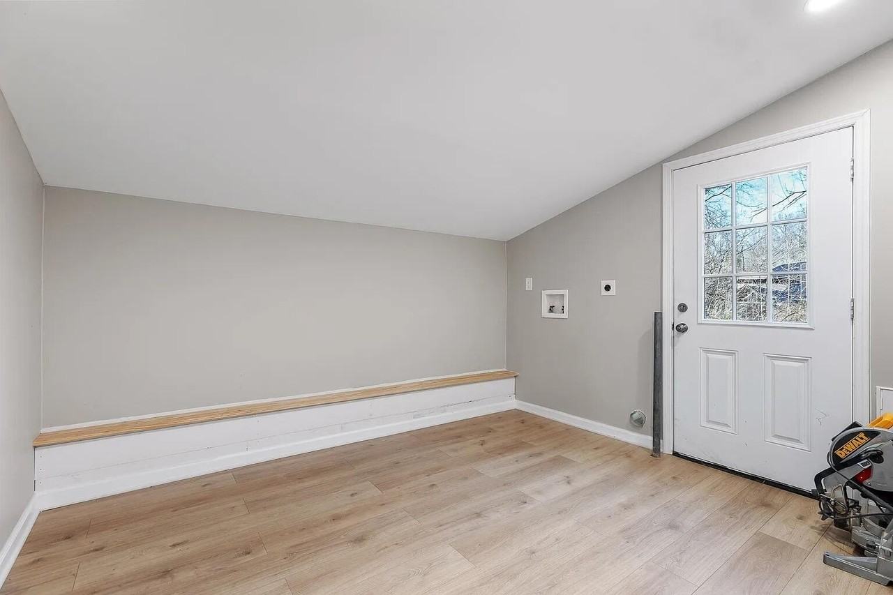 627 Miles Rd - Photo 4 of 17