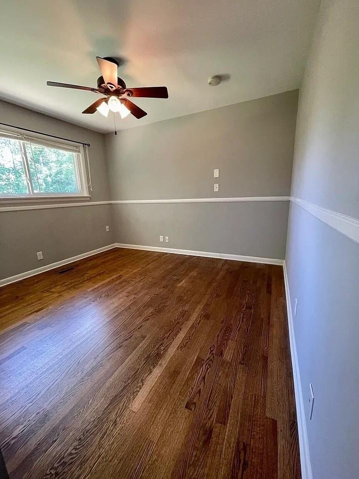 1310 Aswan Dr - Photo 5 of 9