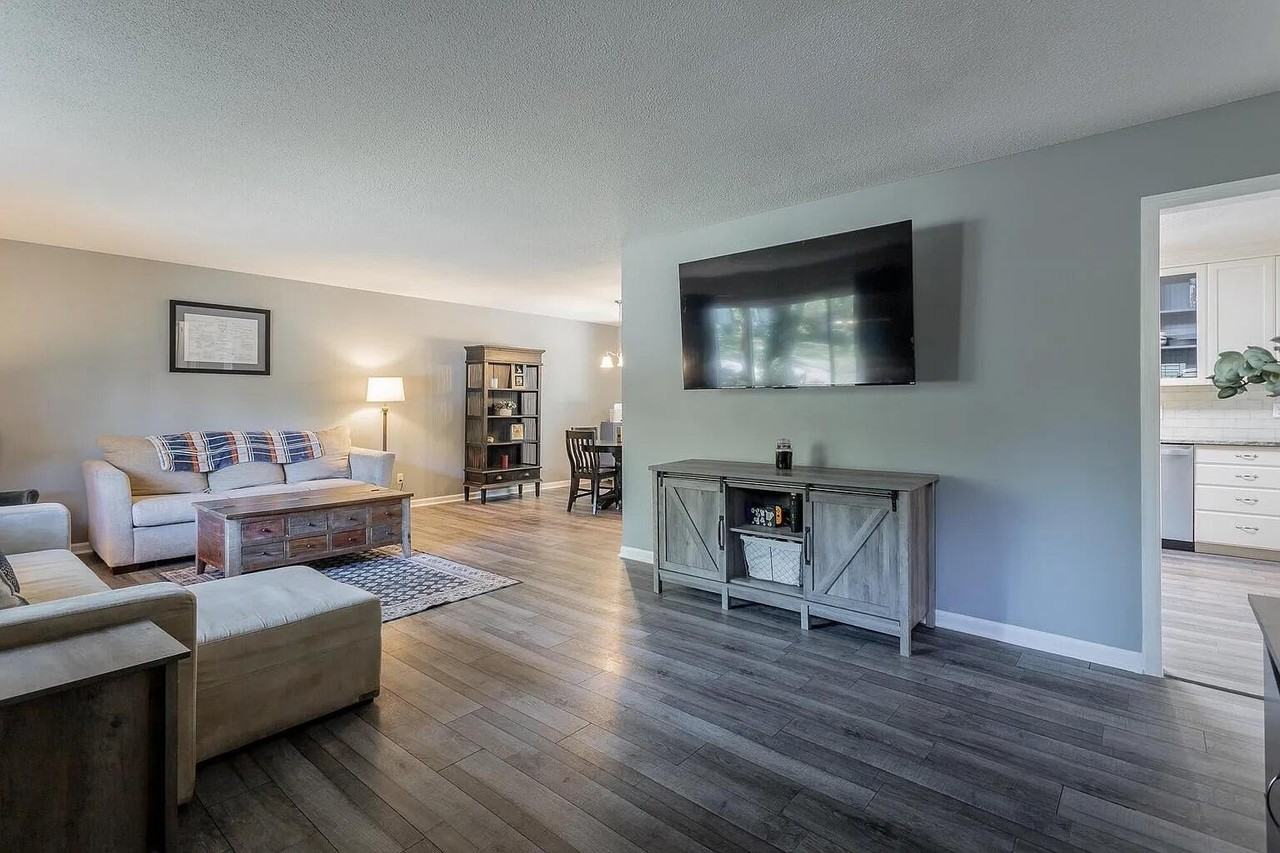 819 Skyline Park Dr - Photo 5 of 30