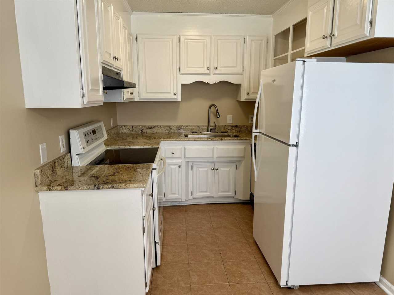 4047 Fairway Dr - Photo 5 of 15