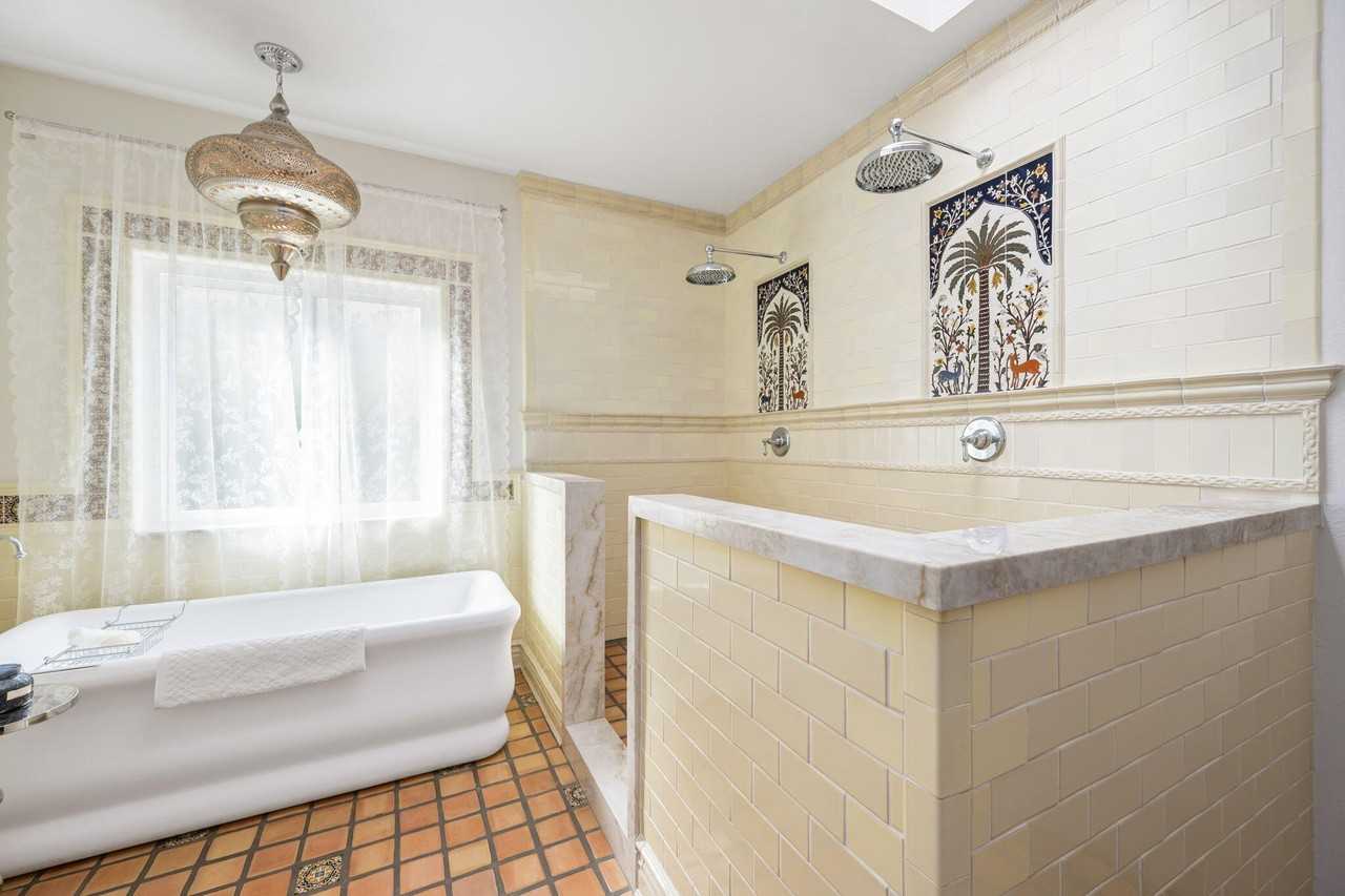 73055 Amber St - Photo 2 of 29