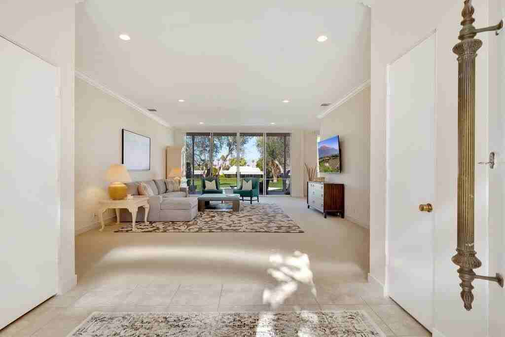 47126 El Menara Cir - Photo 4 of 37