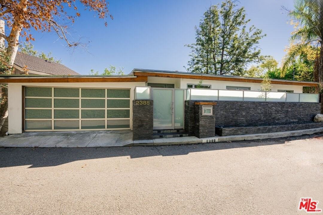 2388 Kimridge Rd - Photo 2 of 50