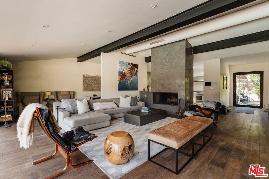 15490 Milldale Dr - Photo 4 of 22