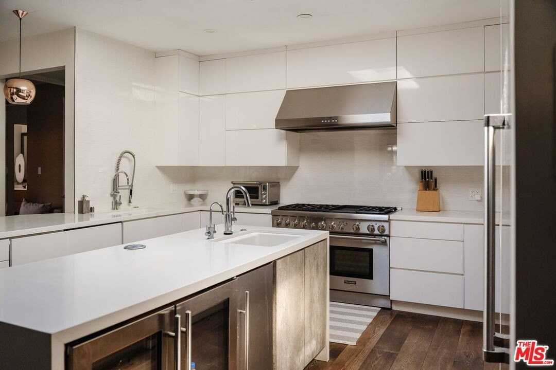 15490 Milldale Dr - Photo 5 of 22