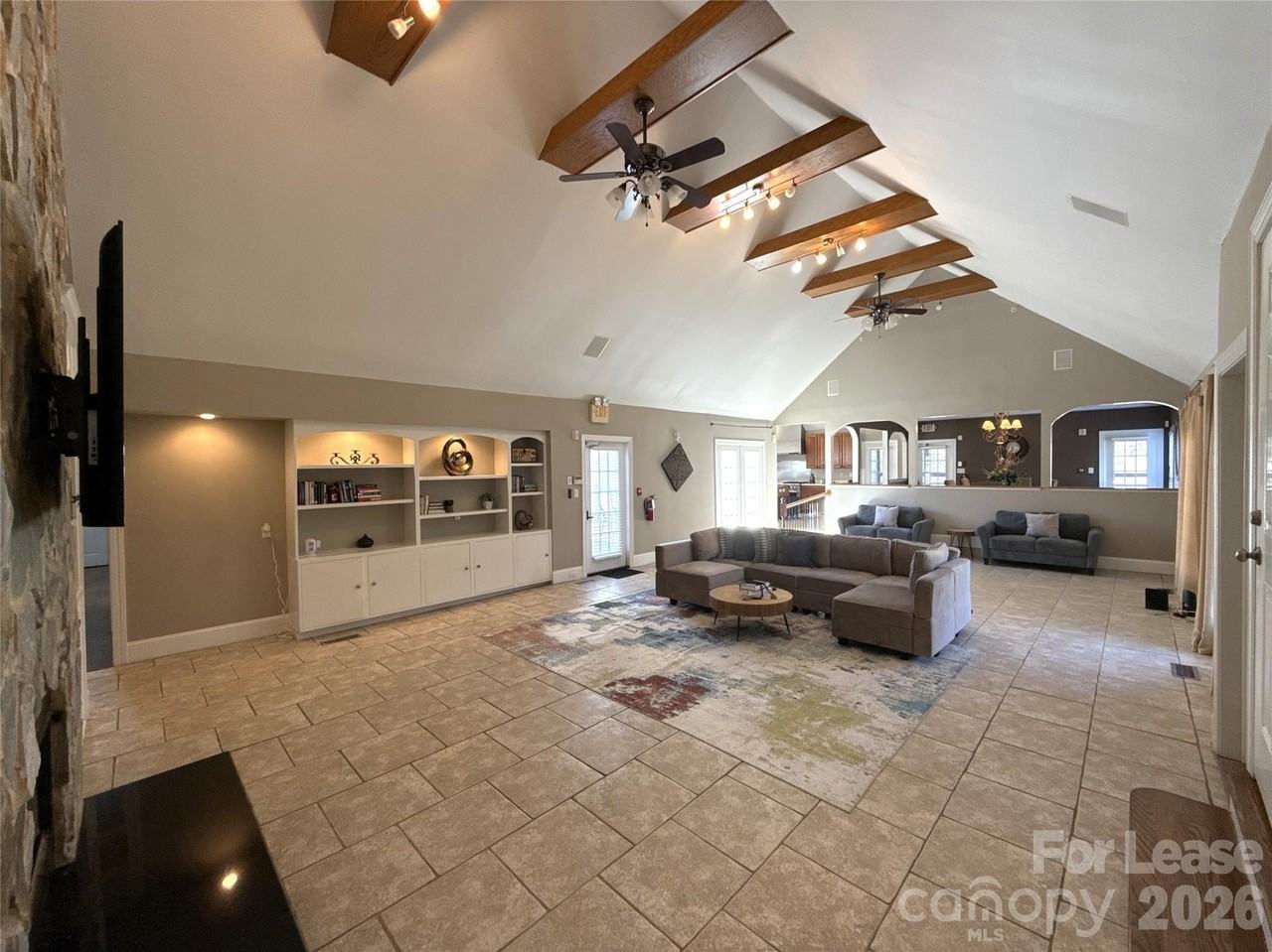 14009 Thompson Rd - Photo 3 of 42