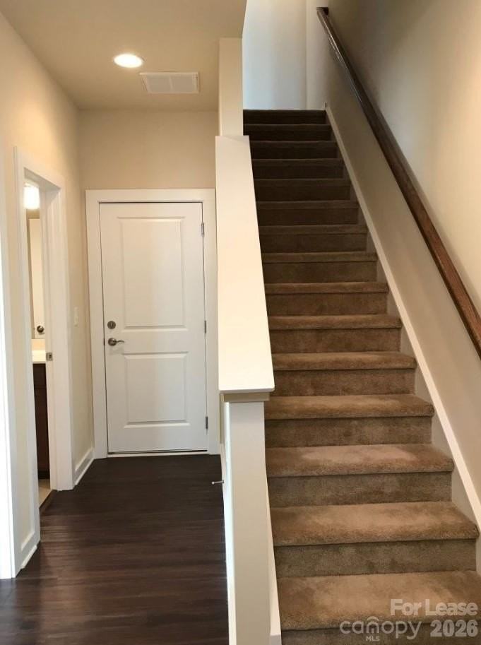 1923 Winpole Ln - Photo 3 of 26