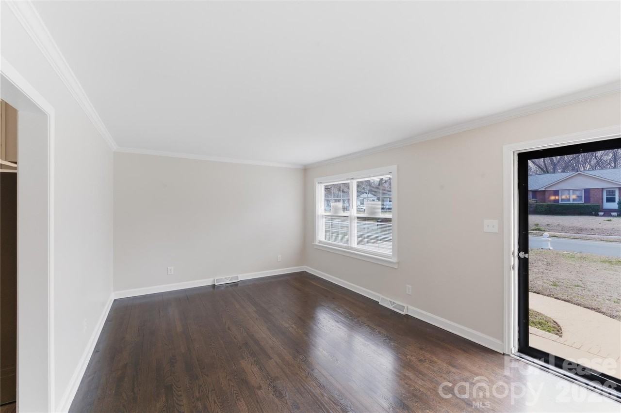 4000 Fieldcrest Rd - Photo 2 of 24