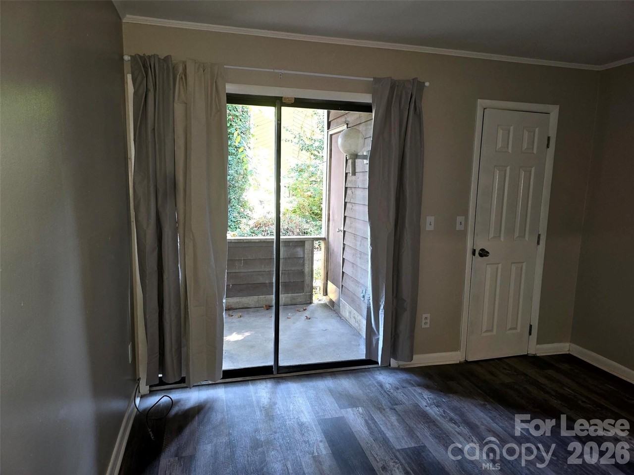 4608 Sharon Chase Dr Apt C - Photo 6 of 9