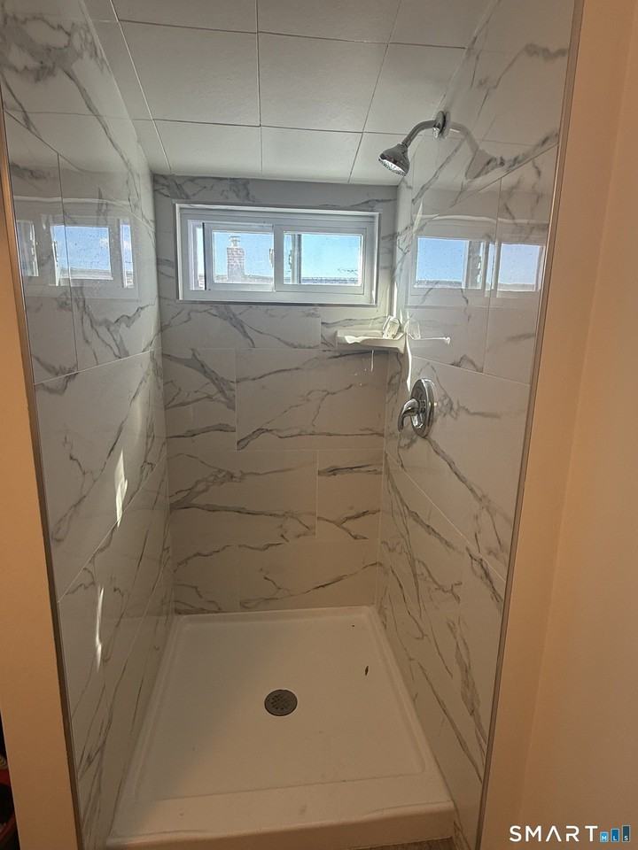 117 Palm St Unit 3 - Photo 7 of 14