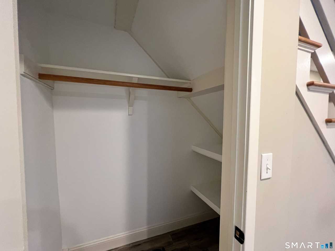 133 Boston Post Rd - Photo 4 of 26