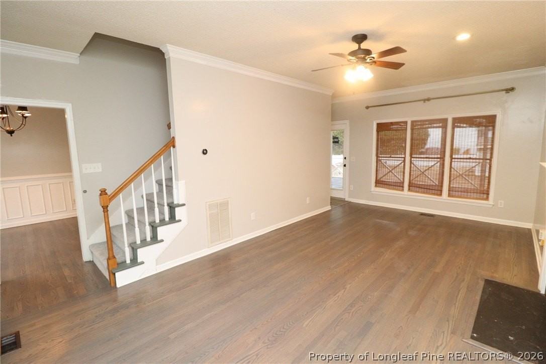 2704 Thurrock Dr - Photo 3 of 35