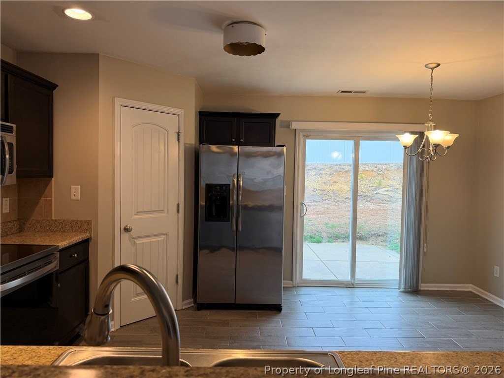 434 New Castle Ln - Photo 3 of 16